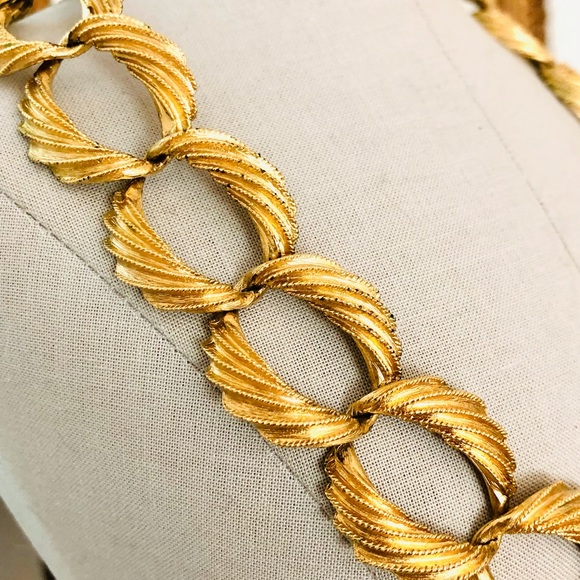 Vintage Napier Chain Link Necklace & Earrings - Picture 8 of 14